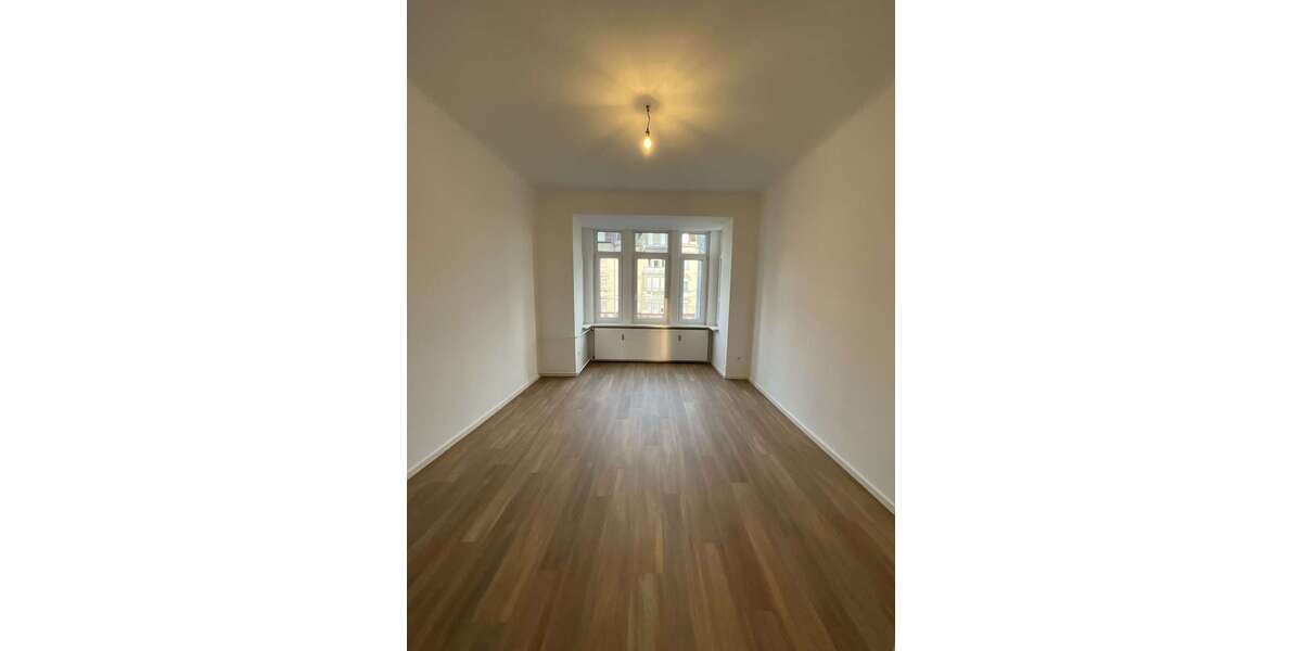 Wohnung zum Mieten in Stuttgart 1.290 € 111 m² 4 zimmer