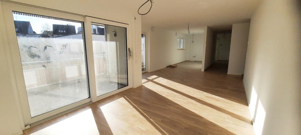 Erdgeschoßwohnung Oppenweiler - 4 Zimmer, 110 m&sup2;, 1.610&euro; | Angebot:26421382