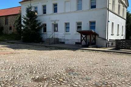 Wohnung Schwanebeck - 3 Zimmer, 80 m&sup2;, 369&euro; | Angebot:23559532