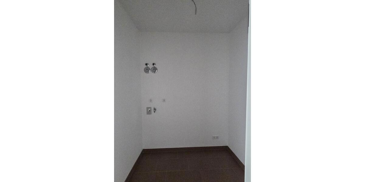 Erdgeschoßwohnung Meiningen - 2 Zimmer, 95 m&sup2;, 1.100&euro; | Angebot:23847691