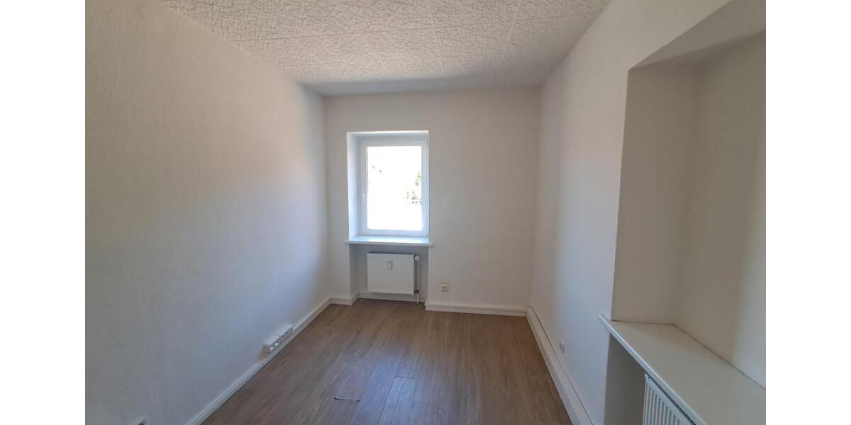Etagenwohnung Bienenbüttel - 3 Zimmer, 75 m&sup2;, 600&euro; | Angebot:26368385