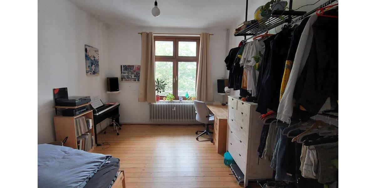 Wohnen auf Zeit Bielefeld Mitte - 5 Zimmer, 130 m&sup2;, 572&euro; | Angebot:26656279