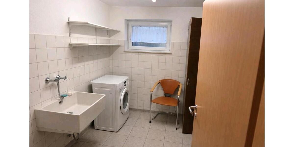 Etagenwohnung Biberach an der Riß - 3 Zimmer, 120 m&sup2;, 1.300&euro; | Angebot:26238411