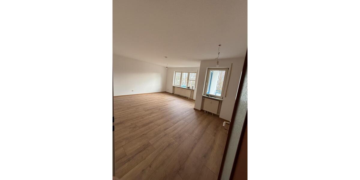 Etagenwohnung Bad Schussenried - 3 Zimmer, 80 m&sup2;, 800&euro; | Angebot:25357673