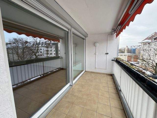 Etagenwohnung Nürnberg Wöhrd - 4 Zimmer, 101 m&sup2;, 1.450&euro; | Angebot:24855200