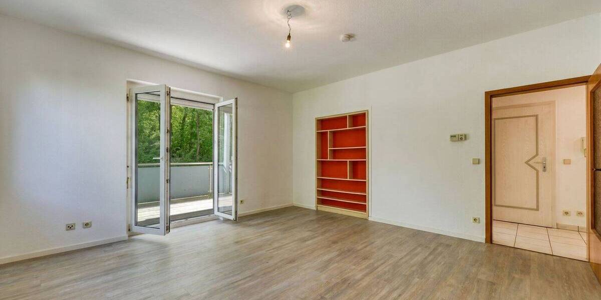 Etagenwohnung Stuttgart Zuffenhausen - 3 Zimmer, 77 m&sup2;, 1.100&euro; | Angebot:26512963
