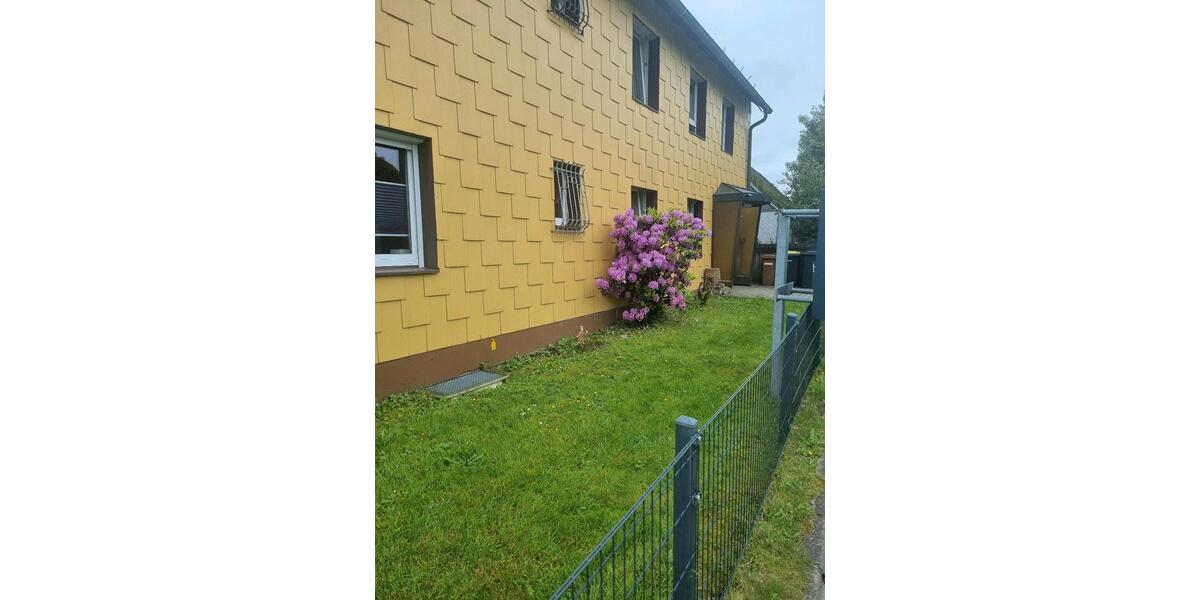 Etagenwohnung Schwarzenbach am Wald - 4 Zimmer, 100 m&sup2;, 595&euro; | Angebot:24784783