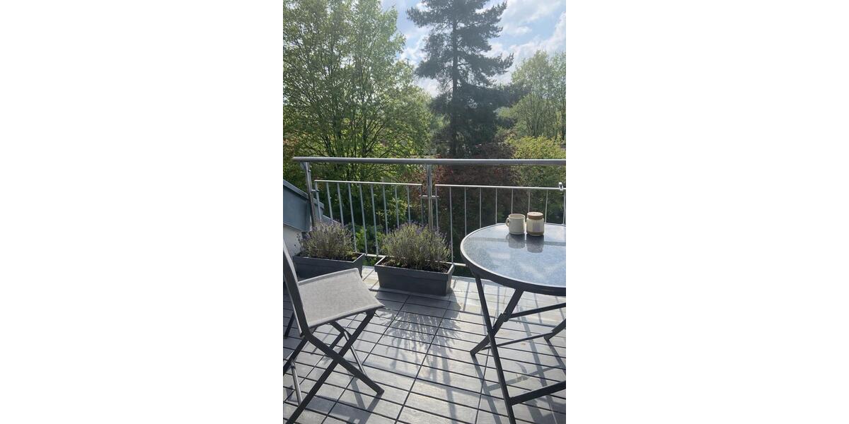 Dachgeschoßwohnung Saarbrücken Kieselhumes - 3 Zimmer, 69 m&sup2;, 769&euro; | Angebot:26656349