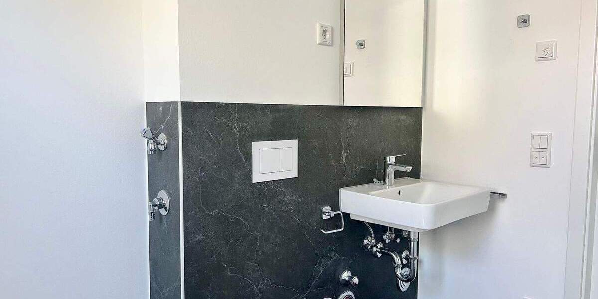 Etagenwohnung Roth - 4 Zimmer, 98 m&sup2;, 1.250&euro; | Angebot:24904611