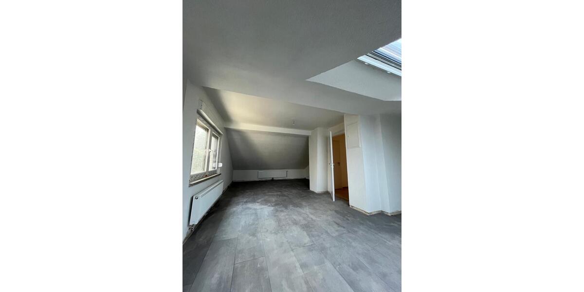 Dachgeschoßwohnung Pforzheim - 1.5 Zimmer, 45 m&sup2;, 680&euro; | Angebot:24643978