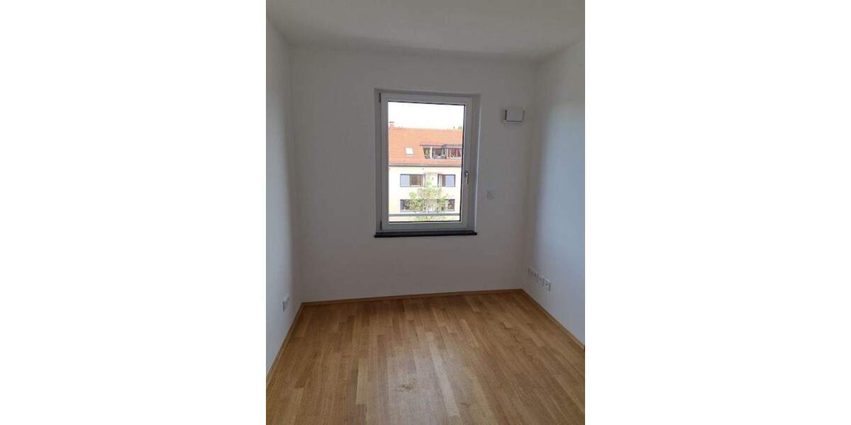 Etagenwohnung München Sendling-Westpark - 4 Zimmer, 95 m&sup2;, 2.175&euro; | Angebot:25262852