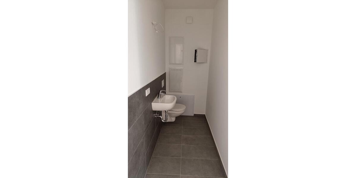 Etagenwohnung Schkeuditz - 4 Zimmer, 102 m&sup2;, 1.050&euro; | Angebot:26582109