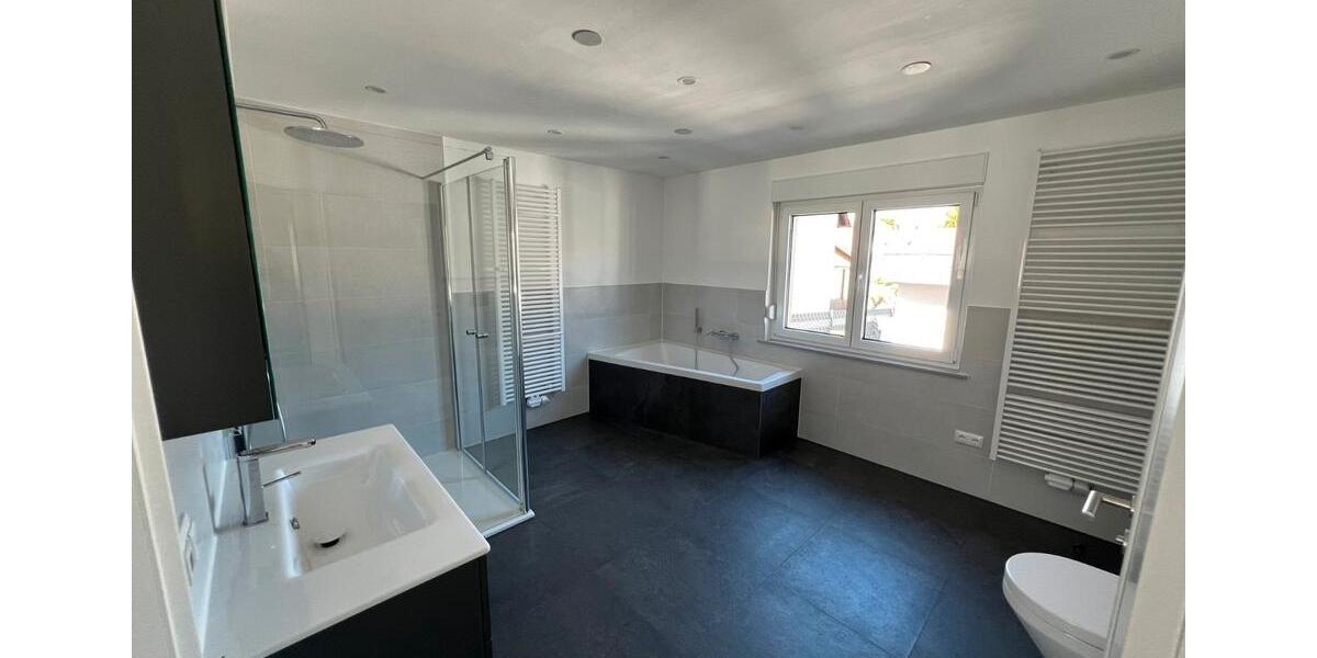 Einfamilienhaus Wildeck - 10 Zimmer, 105 m&sup2;, 1.000&euro; | Angebot:26701143