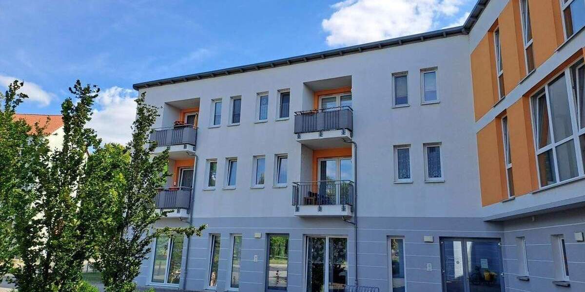 Etagenwohnung Riesa Gröba - 2 Zimmer, 36 m&sup2;, 293&euro; | Angebot:26108079