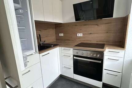 Wohnung Zwickau Mitte-Nord - 3 Zimmer, 47 m&sup2;, 310&euro; | Angebot:27452430