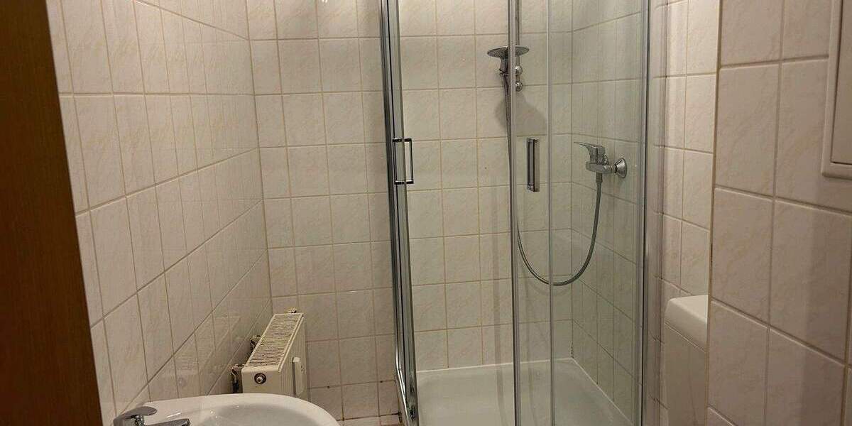 Etagenwohnung Halle (Saale) Giebichenstein - 4 Zimmer, 77 m&sup2;, 590&euro; | Angebot:26672530