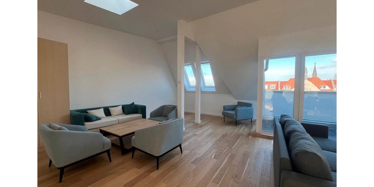 Dachgeschoßwohnung Berlin Mitte - 3.5 Zimmer, 155 m&sup2;, 2.690&euro; | Angebot:25904194