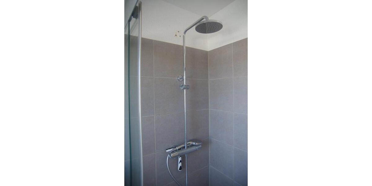 Dachgeschoßwohnung Essen Stadtbezirk V - 2 Zimmer, 80 m&sup2;, 500&euro; | Angebot:26367883