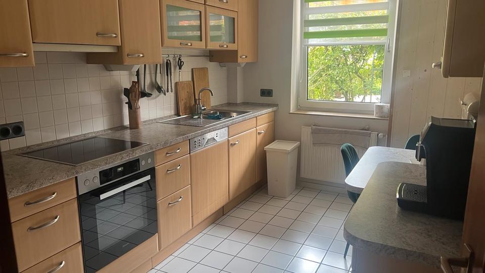 Erdgeschoßwohnung Hannover Linden-Limmer - 3 Zimmer, 92 m&sup2;, 1.000&euro; | Angebot:26603468