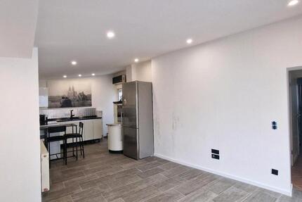 Haus Mönchengladbach West - 3 Zimmer, 90 m&sup2;, 1.150&euro; | Angebot:25475550