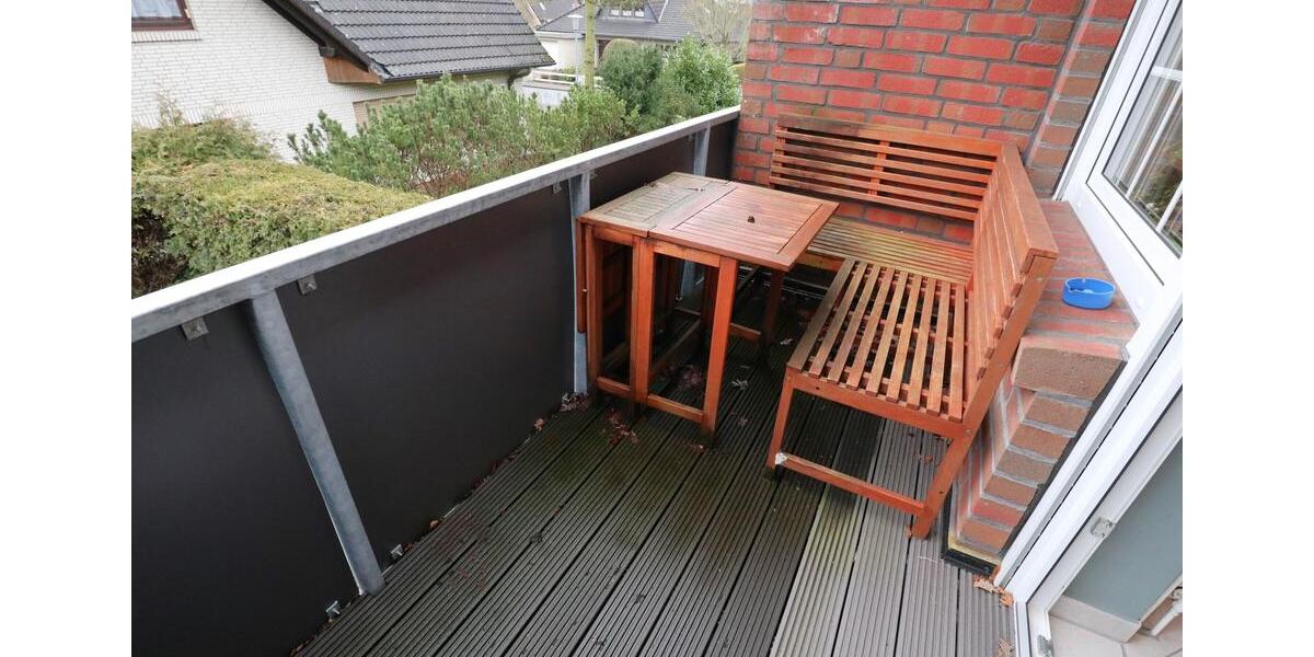 Dachgeschoßwohnung Westerstede - 3 Zimmer, 82 m&sup2;, 650&euro; | Angebot:24259133