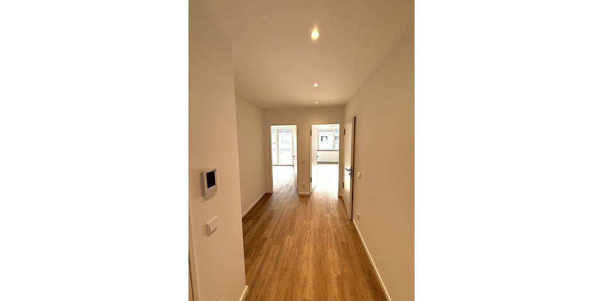 Etagenwohnung Hannover Vahrenwald - 4 Zimmer, 120 m&sup2;, 1.990&euro; | Angebot:26696321