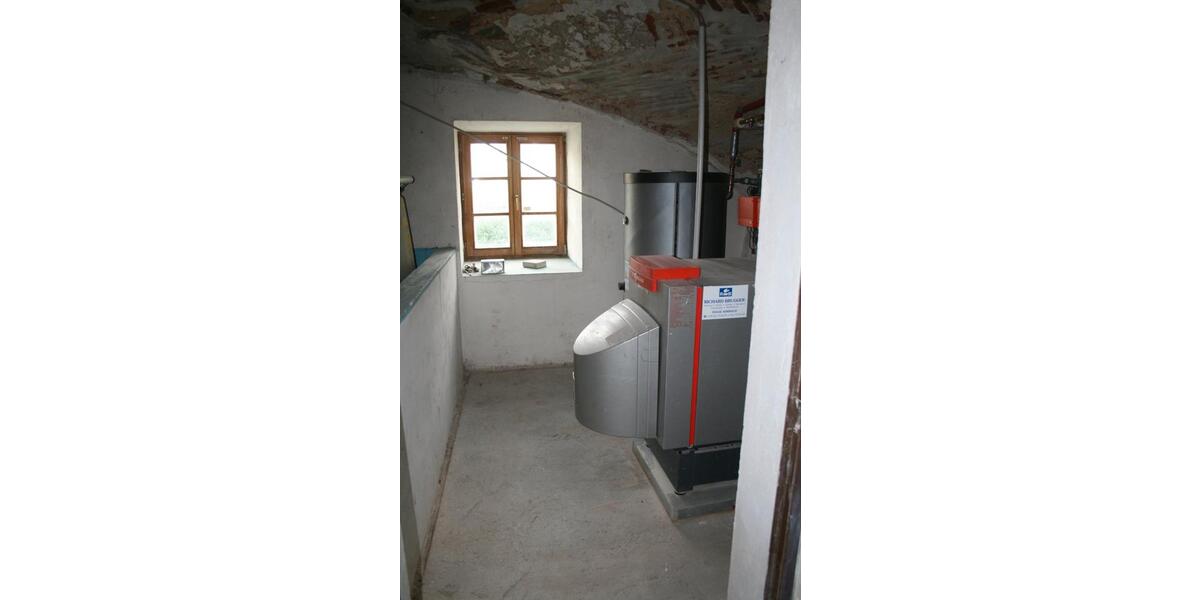 Einfamilienhaus Reisbach Englmannsberg - 8 Zimmer, 300 m&sup2;, 2.400&euro; | Angebot:26383330