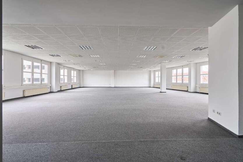 Büro in Köln 2.628 € 276 m² zimmer