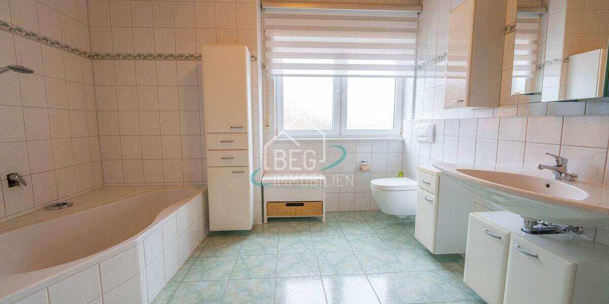 Familienfreundliche Doppelhaushälfte mit Garten und Terrasse 5 zimmer