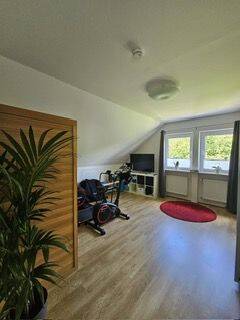 Etagenwohnung Bitburg - 5 Zimmer, 177 m&sup2;, 1.220&euro; | Angebot:25693098