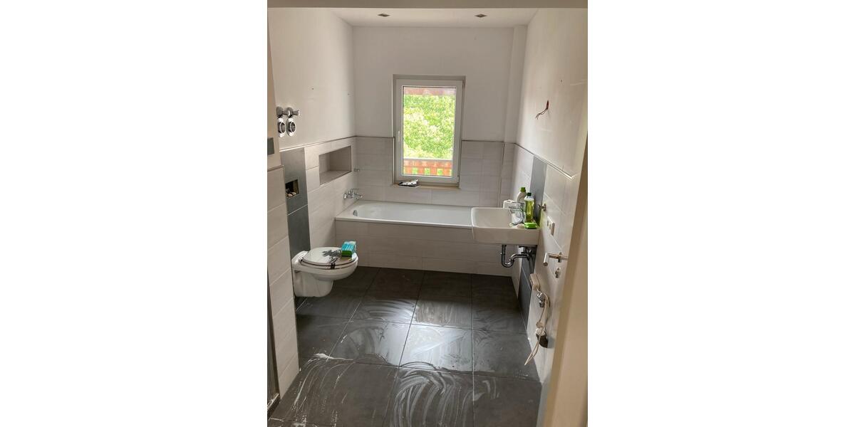Etagenwohnung Mühlhausen (Thüringen) - 5 Zimmer, 122 m&sup2;, 735&euro; | Angebot:26591321