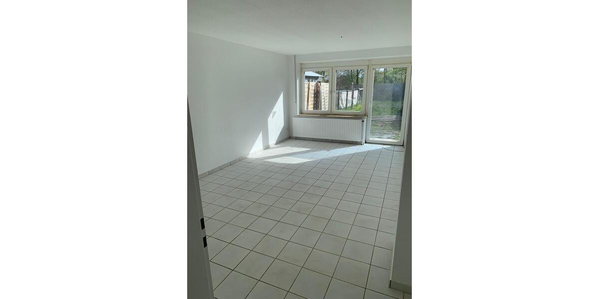 Erdgeschoßwohnung Saterland - 3 Zimmer, 80 m&sup2;, 795&euro; | Angebot:26629465