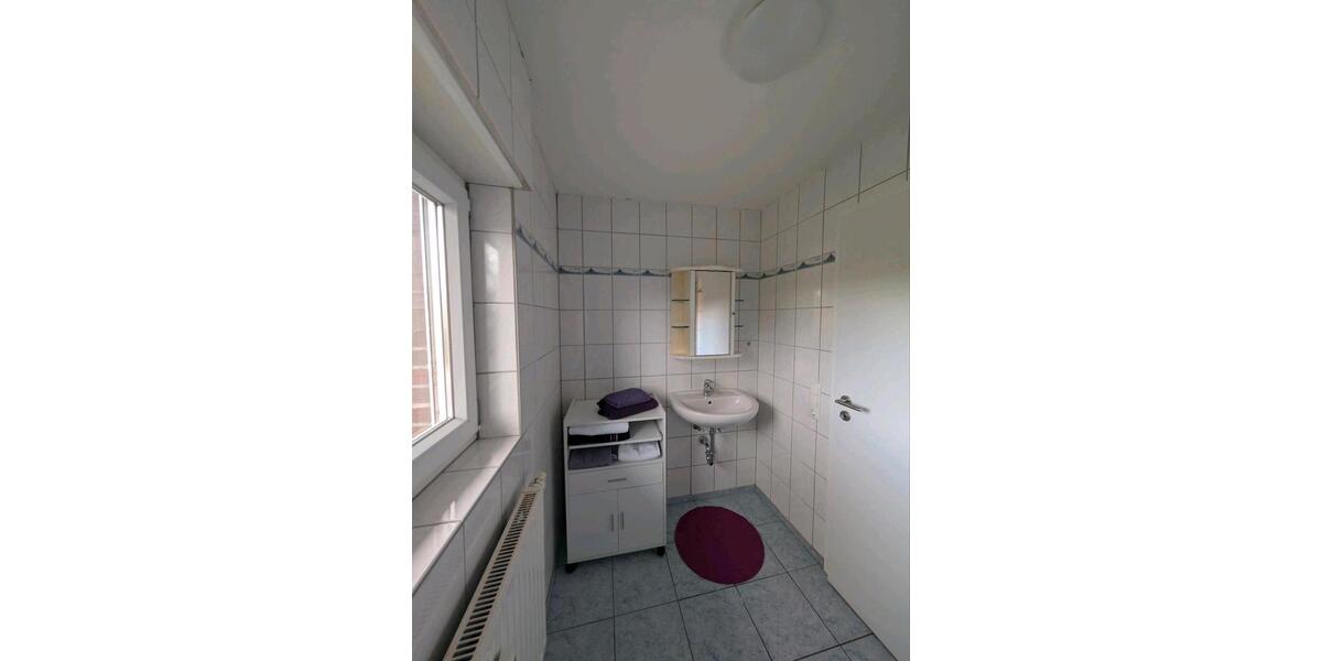 Dachgeschoßwohnung Burg (Dithmarschen) - 1 Zimmer, 15 m&sup2;, 400&euro; | Angebot:26682693