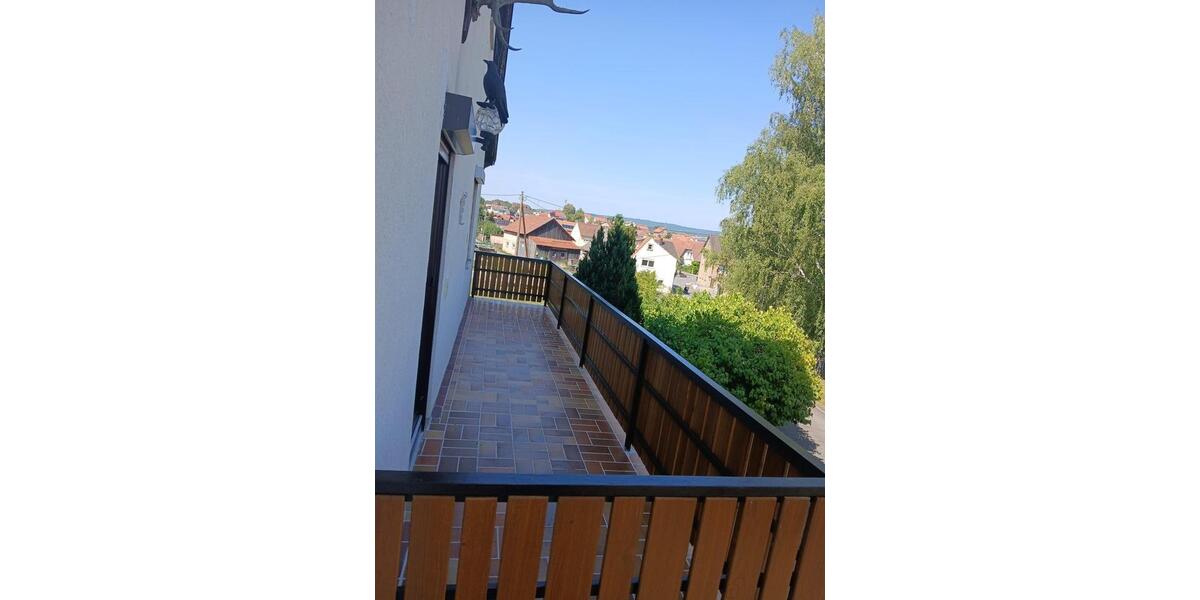 Etagenwohnung Aidhausen - 5 Zimmer, 160 m&sup2;, 895&euro; | Angebot:26335082
