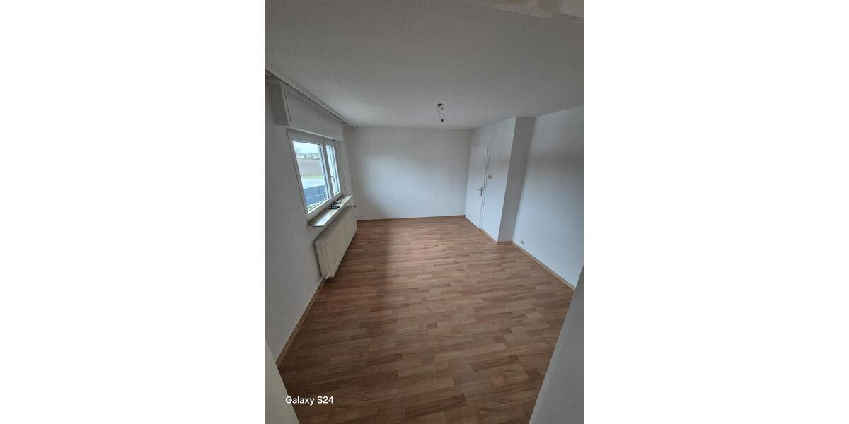 Etagenwohnung Groß-Gerau Gerau - 5 Zimmer, 100 m&sup2;, 1.650&euro; | Angebot:24888589