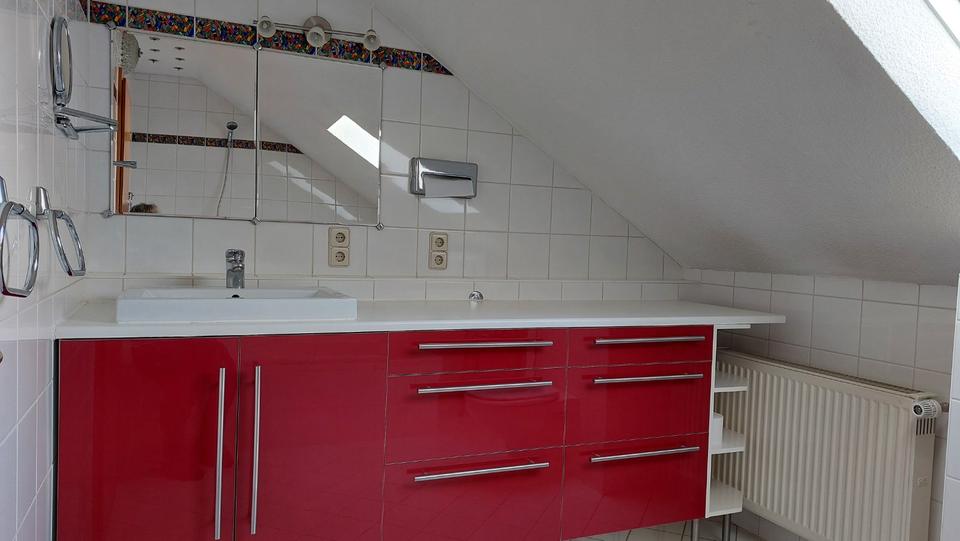 Einfamilienhaus Bad Kissingen - 6 Zimmer, 206 m&sup2;, 2.115&euro; | Angebot:26338336