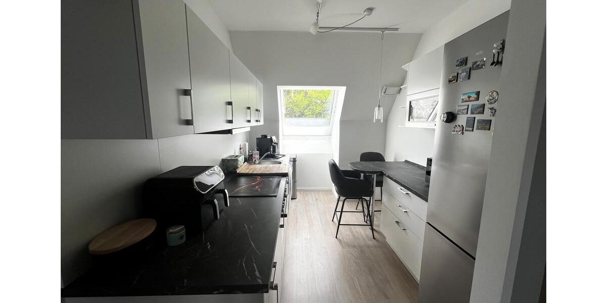 Dachgeschoßwohnung Stapelfeld - 3 Zimmer, 104 m&sup2;, 1.878&euro; | Angebot:26531926