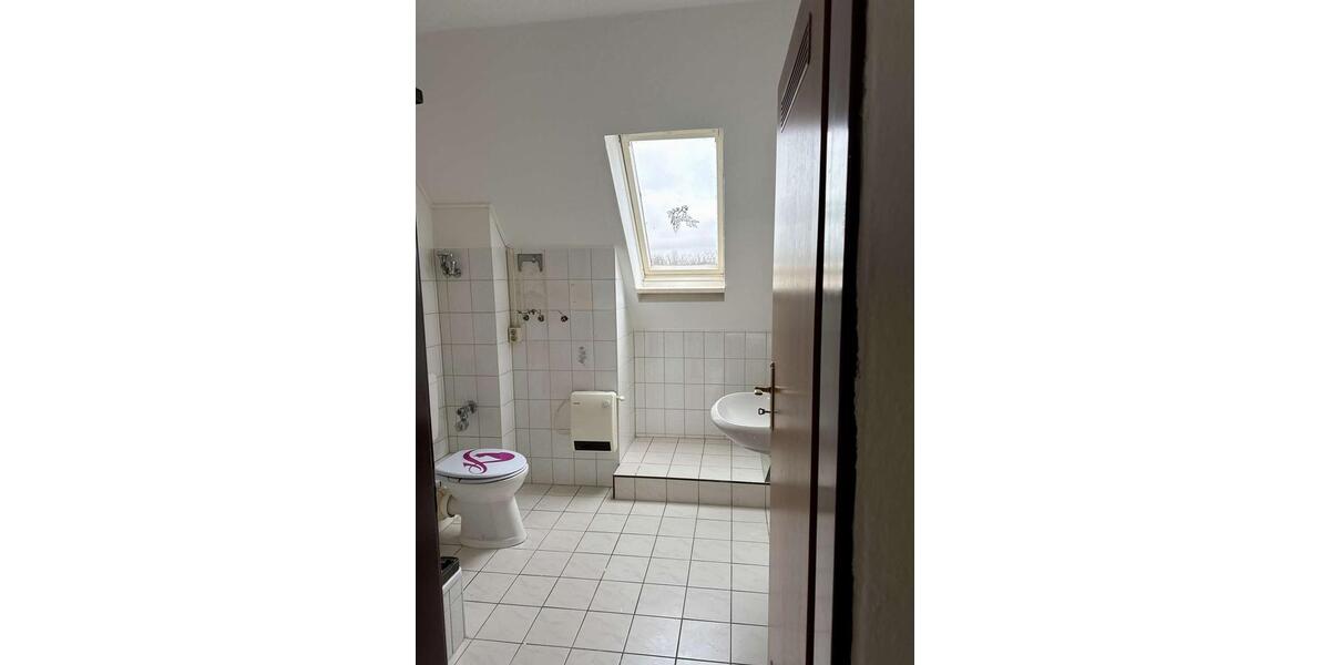 Dachgeschoßwohnung Selke-Aue Aue - 3 Zimmer, 62 m&sup2;, 329&euro; | Angebot:24402444