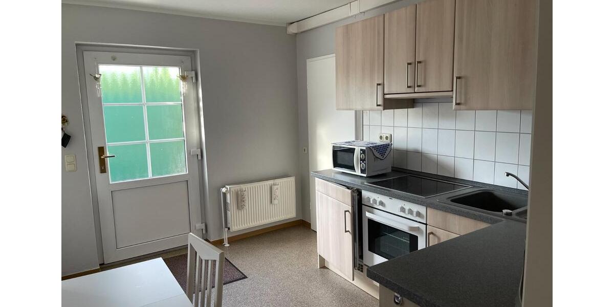 Wohnen auf Zeit Grimmen - 2 Zimmer, 55 m&sup2;, 30&euro; | Angebot:25755420