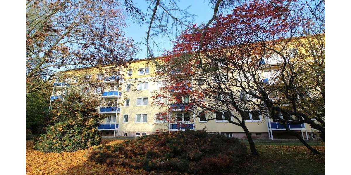 Etagenwohnung Bernburg (Saale) Strenzfeld - 4 Zimmer, 73 m&sup2;, 382&euro; | Angebot:26979550