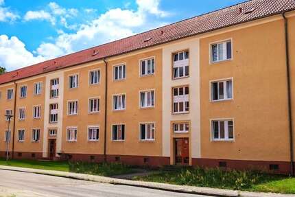 Wohnung Hoyerswerda Altstadt - 2 Zimmer, 51 m&sup2;, 254&euro; | Angebot:26988069