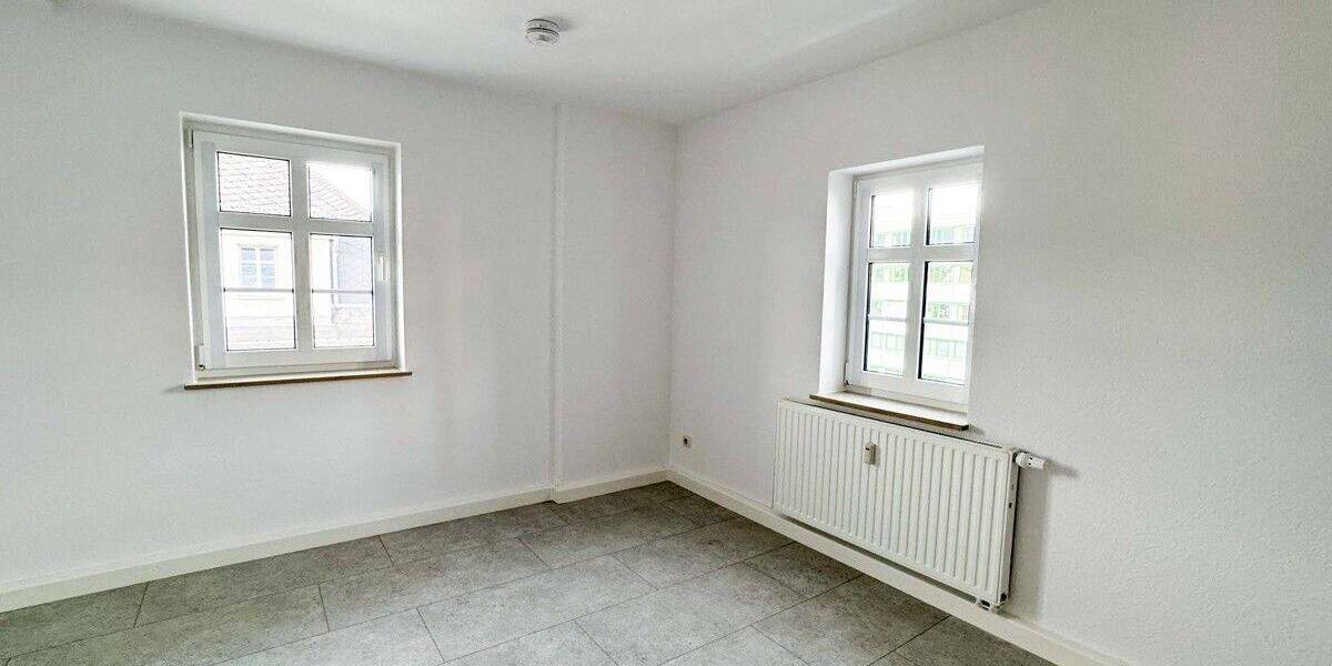 Großzügige, komplett sanierte 5-Raum-Wohnung mit zwei Bädern in Gornsdorf!! 5 zimmer