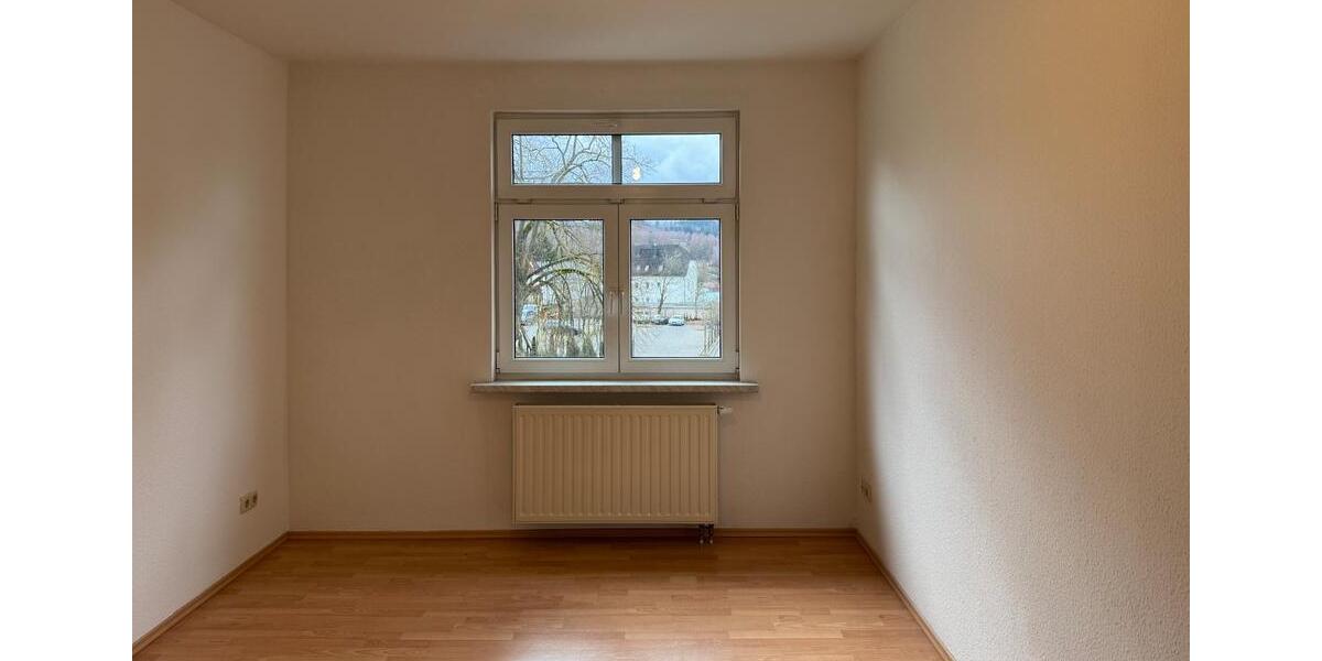 Etagenwohnung Zella-Mehlis Mehlis - 3 Zimmer, 89 m&sup2;, 630&euro; | Angebot:25921218