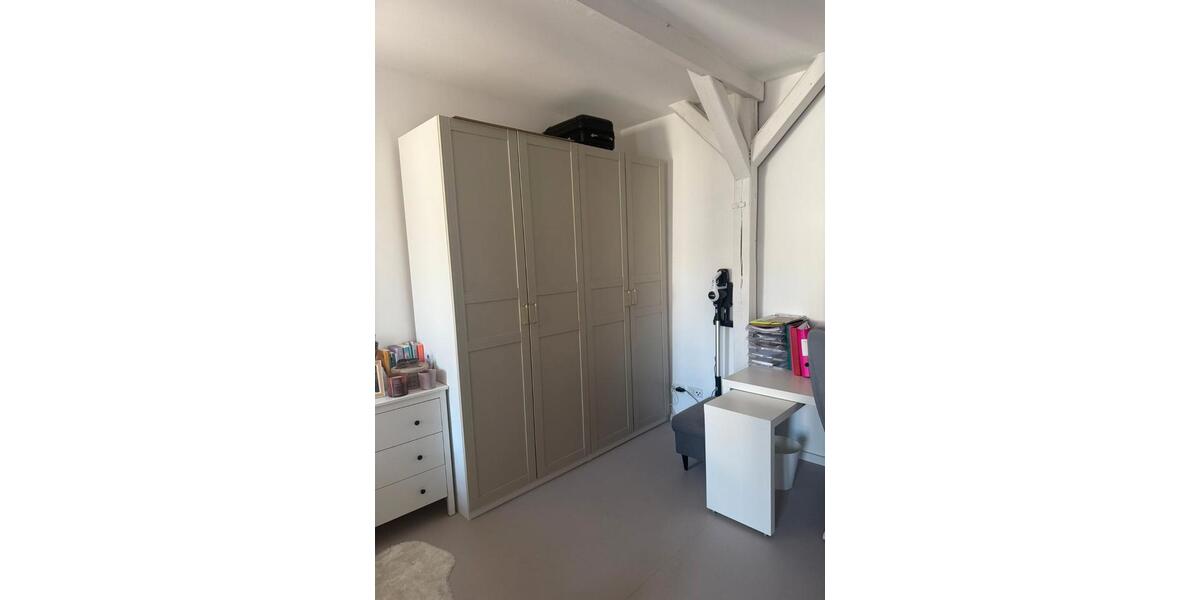 Dachgeschoßwohnung Halle (Saale) Am Wasserturm/Thaerviertel - 1 Zimmer, 36 m&sup2;, 440&euro; | Angebot:25988882