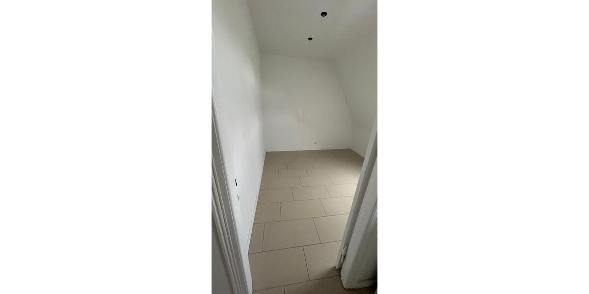 Dachgeschoßwohnung Berlin Treptow-Köpenick - 2 Zimmer, 50 m&sup2;, 1.100&euro; | Angebot:26074713