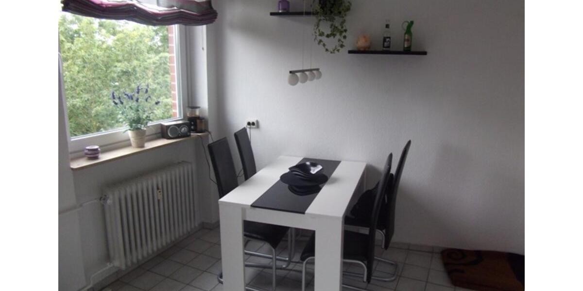 Etagenwohnung Bad Bramstedt - 2 Zimmer, 74 m&sup2;, 800&euro; | Angebot:24596105