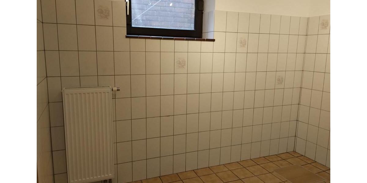 Souterrain-Wohnung 2 zimmer