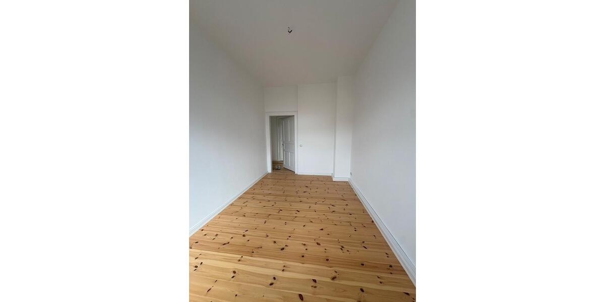 Etagenwohnung Leipzig Ost - 5 Zimmer, 142 m&sup2;, 1.700&euro; | Angebot:26051538