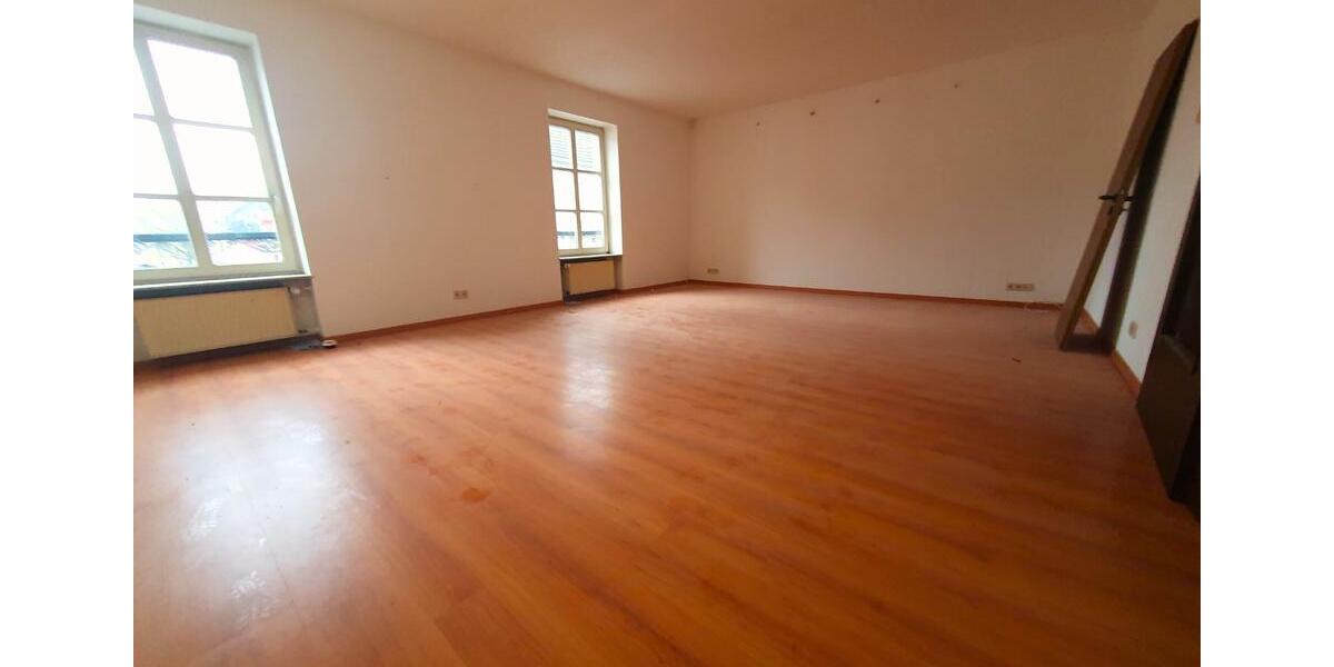 Zentral gelegene 2 ZKB Wohnung mit Balkon in der Saarlouiser Innenstadt 2 zimmer