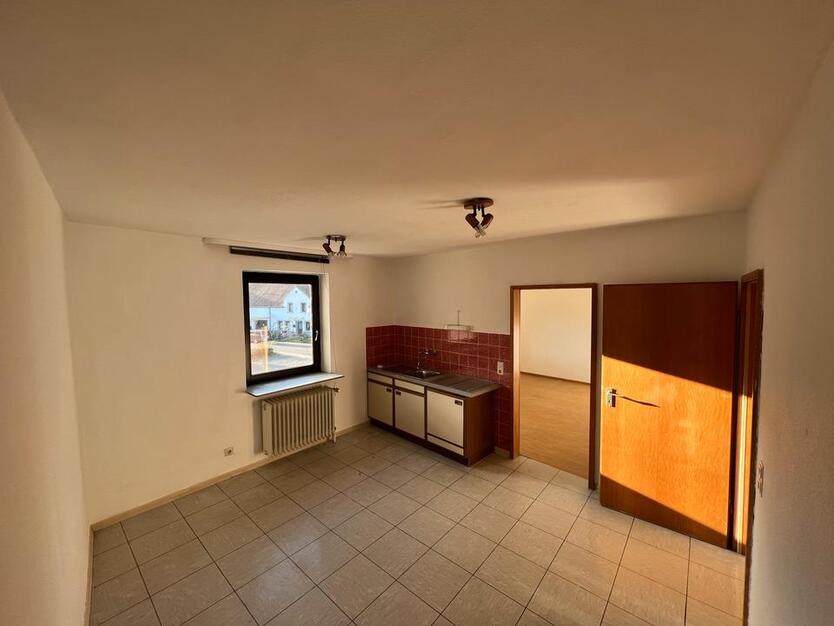 2 Zimmer Wohnung zu vermieten ab September in Erdesbach